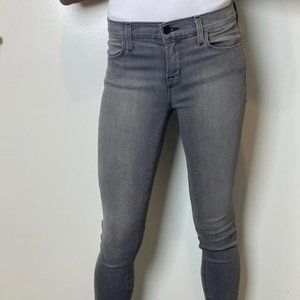 J Brand Super Skinny Jeans in Onyx Sz 24